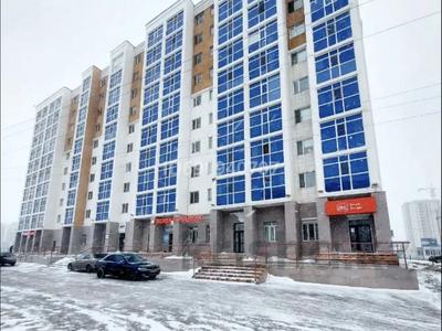 1-комнатная квартира, 35 м², 3/10 этаж, Айтматова 41 за 16.8 млн 〒 в Астане, Есильский р-н