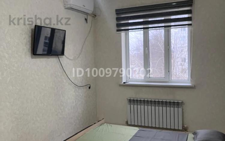 3-комнатная квартира · 85 м² · 2/2 этаж, Ондасынова 1/1 за 15 000 ₸ в Туркестане — фото 2