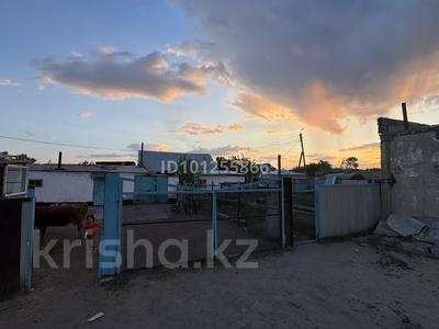 Жеке үй · 4 бөлме · 300 м² · 1 сот., Почтовая 42, бағасы: 4.5 млн ₸ в п.Актау
