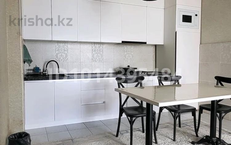 2-комнатная квартира · 66 м² · 3/6 этаж, мкр 12, бокенбай Батыра 32 за 25.5 млн ₸ в Актобе — фото 2
