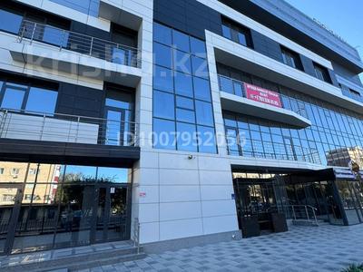 Кеңселер · 590 м², бағасы: ~ 3.5 млн ₸ в Атырау