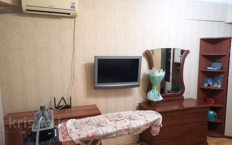 2-комнатная квартира · 52 м² · 4/5 этаж, Жандосова — Жарокова за 250 000 ₸ в Алматы, Бостандыкский р-н — фото 2