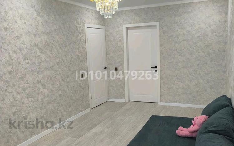 2-бөлмелі пәтер · 43 м² · 2/5 қабат, Пришахтинск, Пришахтинск, 23й микрорайон 15 — Мечети, бағасы: 15 млн ₸ в Караганде, Алихана Бокейханова р-н — фото 2