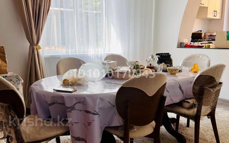 Отдельный дом · 6 комнат · 200 м² · 10 сот., мкр Калкаман-2, Сагатова -14 14 — Сагатова -14 за 120 млн ₸ в Алматы, Наурызбайский р-н — фото 2