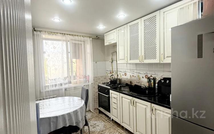 3-комнатная квартира · 58.4 м² · 5/5 этаж, ихсанова за 18 млн ₸ в Уральске — фото 2