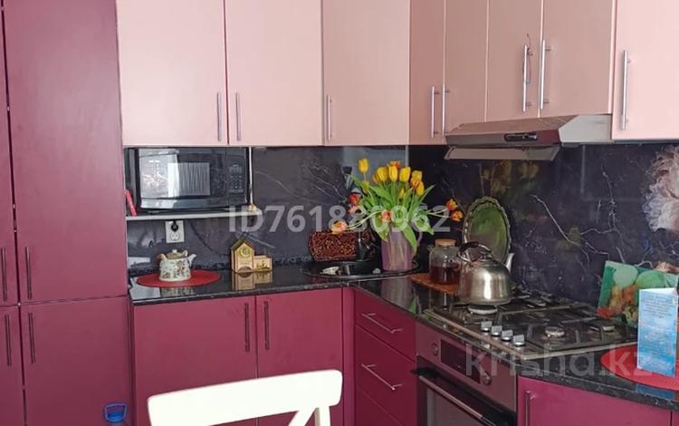 Отдельный дом · 3 комнаты · 73.5 м² · 10 сот., Батыр Баяна за 16 млн 〒 в Бишкуле — фото 2