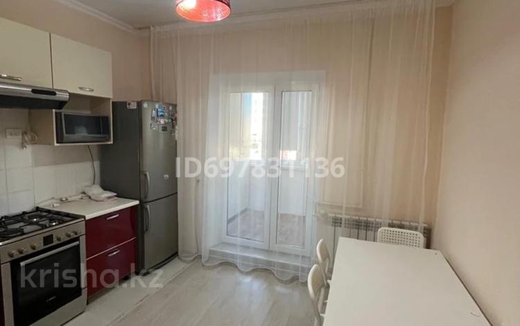 4-комнатная квартира, 100 м², 6/9 этаж помесячно, мкр Сары Арка 29