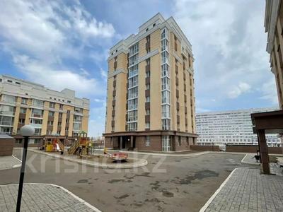 2-комнатная квартира, 64 м², 9/10 этаж, айтматова — мухамедханова за 23.9 млн 〒 в Астане, Нура р-н