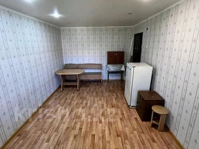 1-комнатная квартира, 18.1 м², 3/5 этаж, Ружейникова 9 за 2.5 млн 〒 в Уральске