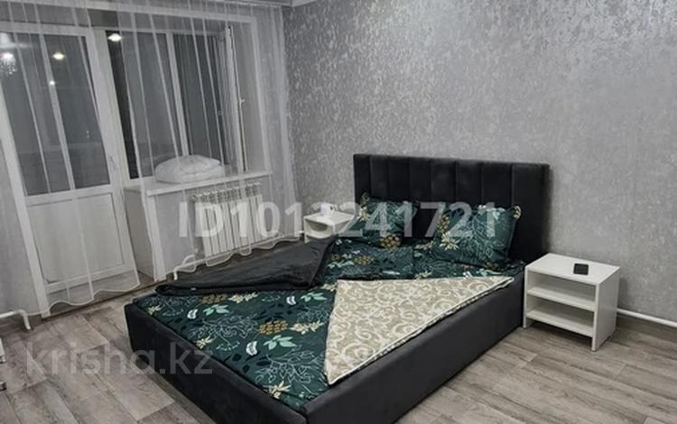 1-бөлмелі пәтер · 42 м² · 2/5 қабат, Энергетиков 108, бағасы: 8 000 ₸ в Экибастузе — фото 2