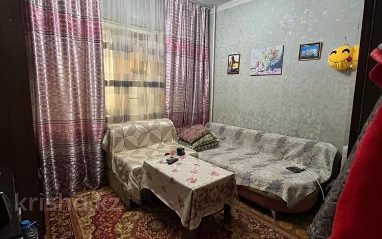 2-комнатная квартира, 60 м², 3/9 этаж, мкр Аксай-3 за 30.5 млн 〒 в Алматы, Ауэзовский р-н — фото 2