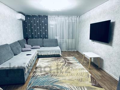 Аренда квартир в Абай обл.: 3-комнатная квартира · 72 м² · 9 этаж · помесячно, Кабанбай Батыра 42 — Шакарима за 380 000 〒 3-комнатная квартира · 72 м² · 9 этаж · помесячно, Кабанбай Батыра 42 — Шакарима за 380 000 〒 в Семее