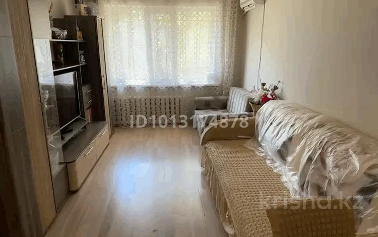 3-бөлмелі пәтер · 63 м² · 1/5 қабат, Кердери 138, бағасы: 20 млн ₸ в Уральске, мкр Школьник — фото 2