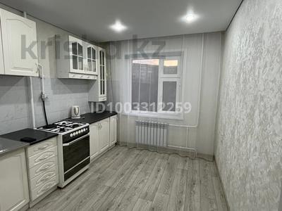 2-бөлмелі пәтер · 54 м² · 4/9 қабат, Шаккарима, бағасы: 250 000 〒 в Семее