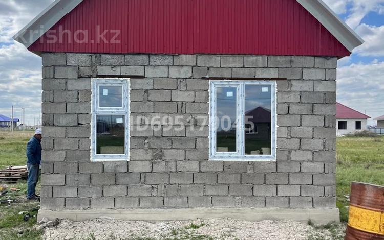 Отдельный дом · 3 комнаты · 50 м² · 10 сот., 7 22 — Около школы за 3.5 млн ₸ в Аксае — фото 2