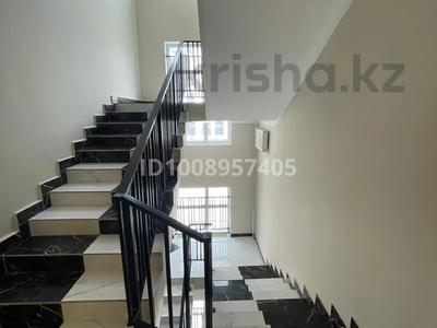 4-комнатная квартира · 138 м² · 6/9 этаж, Аль-Фараби 50/1 — Керей Жанибек хандар за 141 млн 〒 в Астане, Есильский р-н