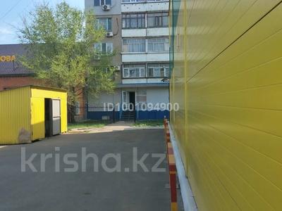 Офисы, магазины и бутики, склады, салоны красоты, медцентры и аптеки, образование, конференц-залы, кабинеты и рабочие места, студии · 62.2 м² за 279 900 〒 в Уральске, мкр Строитель