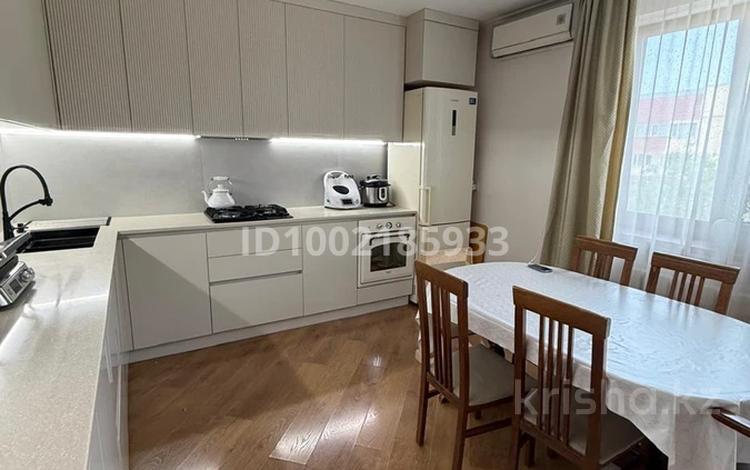3-бөлмелі пәтер · 117 м² · 4/5 қабат, Думан-2 ш/а. 20, бағасы: 75 млн ₸ в Алматы, Медеуский р-н — фото 2