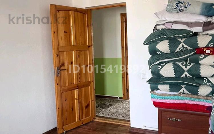3-комнатная квартира · 70 м² · 3/5 этаж, 1 мкр 23/32 за 24 млн ₸ в Ленгере — фото 2