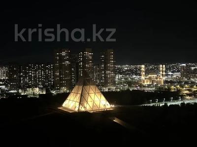 3-комнатная квартира · 73 м² · 23/28 этаж, Нажимеденова 4 — проспект Калдаякова. Пирамида. Мчеть Хазирет Султан. Музей первого Президента. Дворец Независимости. 7- мин ходьбы до Левого берега. за 65 млн ₸ в Астане, Алматы р-н