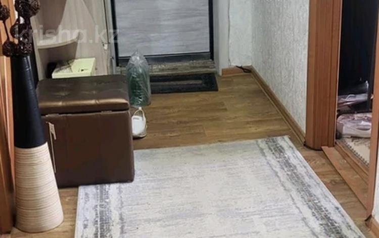 3-бөлмелі пәтер · 58 м² · 4/5 қабат, Аманжолова, бағасы: 25 млн ₸ в Уральске — фото 2