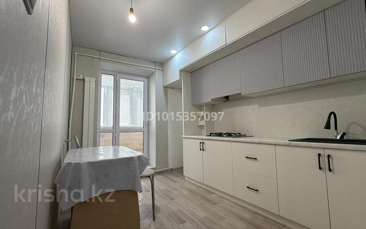 2-комнатная квартира · 50 м² · 2/10 этаж, мкр 8, Братья Жубановых 298 за 21 млн ₸ в Актобе — фото 2