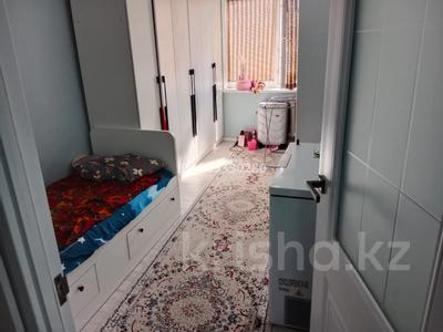4-комнатная квартира · 75 м² · 2/5 этаж, еркинова 17 за 25 млн 〒 в Атырау, мкр Привокзальный-3А