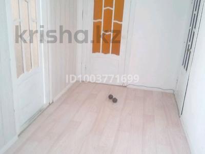 Жеке үй · 4 бөлме · 120 м² · 6 сот., Қазыбековтар 29 — Бұлқышов көшесіне қиылысқан., бағасы: 26 млн 〒 в Жезказгане