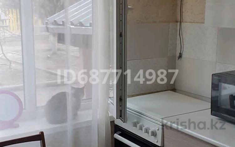 2-комнатная квартира · 46 м² · 1/5 этаж, Мкр. Самал 19 — Возле школы за 12.5 млн ₸ в Таразе — фото 2