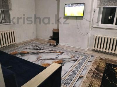 2-бөлмелі пәтер · 45 м² · 2/2 қабат, Шалкиіз жырау 3 а — Напротив 21 школы, бағасы: 15 млн ₸ в Байсерке