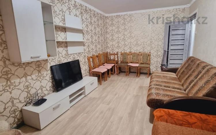 2-бөлмелі пәтер · 64 м² · 5/5 қабат, мкр Аксай-3Б, бағасы: 250 000 ₸ в Алматы, Ауэзовский р-н — фото 4