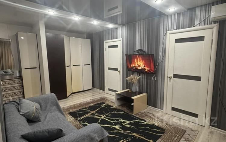 3-бөлмелі пәтер · 55 м² · 5/5 қабат, Абая 64, бағасы: 20 000 ₸ в Уральске, мкр Школьник — фото 17