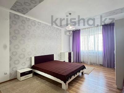 2-комнатная квартира · 90 м² · 3/5 этаж, мкр. Алтын орда, Молдагуловой 36Б к4 за 180 000 〒 в Актобе