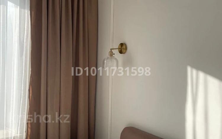 2-бөлмелі пәтер · 45.8 м² · 8/9 қабат, мкр Юго-Восток, 28й микрорайон Строителей 25 — Корзина, бағасы: 18 млн ₸ в Караганде, Казыбек би р-н — фото 2