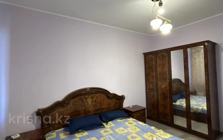 3-бөлмелі пәтер · 70 м² · 2/5 қабат, 7-ш/а. 1, бағасы: 200 000 ₸ в Актау, 7-й мкр — фото 2