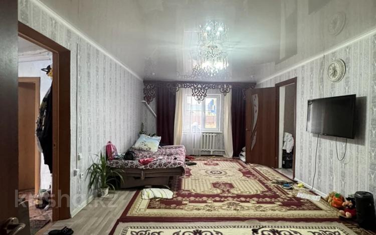 Отдельный дом · 3 комнаты · 87.7 м² · 10 сот., мкр Старый Аэропорт 58 за 40 млн ₸ в Уральске — фото 2