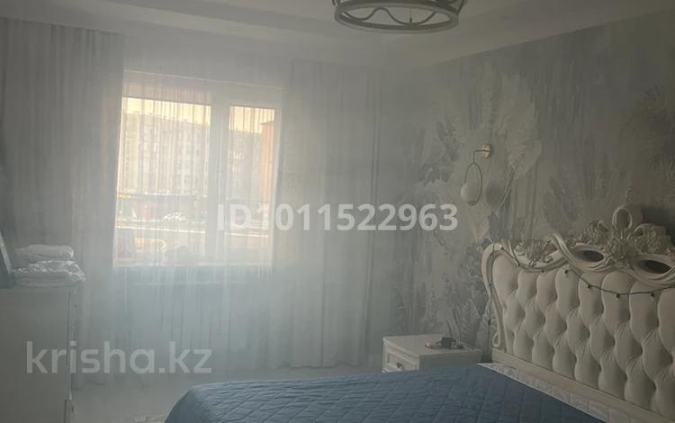 3-бөлмелі пәтер · 98 м² · 2/9 қабат, 33-й мкр. 7, бағасы: 30 млн ₸ в Актау, 18-й мкр  — фото 2