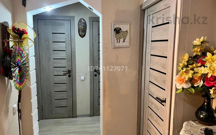 3-бөлмелі пәтер · 64.8 м² · 3/5 қабат, Юность 47 — Ресторан Жибек Жолы, бағасы: 19.8 млн ₸ в Семее — фото 2