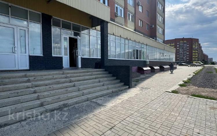 Свободное назначение, офисы, магазины и бутики, склады, салоны красоты, медцентры и аптеки, образование, развлечения · 500 м² за 200 млн ₸ в Актобе — фото 2