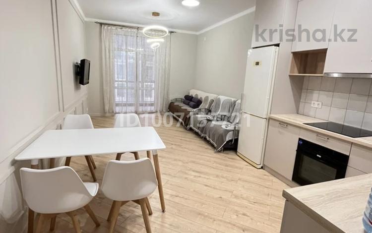 2-комнатная квартира · 62 м² · 8/10 этаж, Бокейхана 15/1 за 350 000 ₸ в Астане, Есильский р-н — фото 2