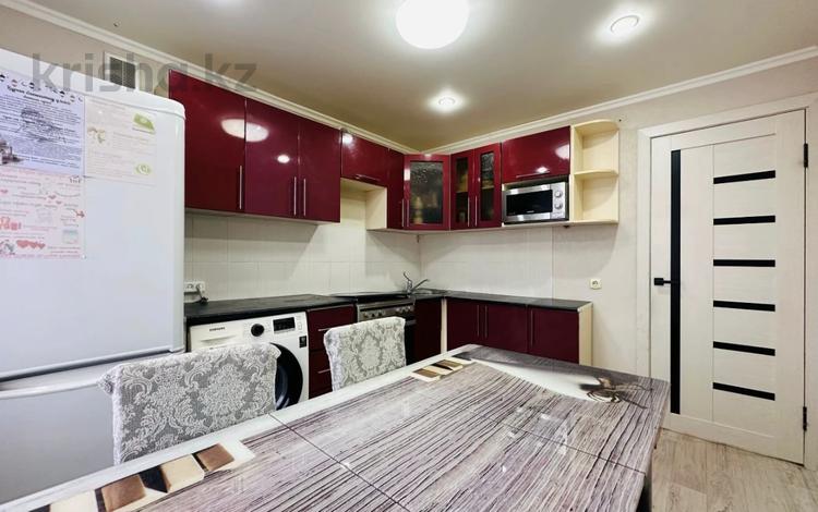 3-бөлмелі пәтер · 72 м² · 4/5 қабат, 40 лет Победы 70/1, бағасы: 18.5 млн ₸ в Шахтинске — фото 2