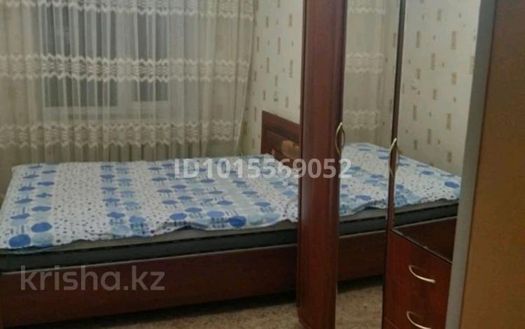 3-комнатная квартира · 70 м² · 5/9 этаж, мкр 8 7 за 230 000 ₸ в Актобе — фото 2