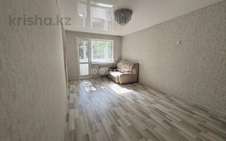 2-комнатная квартира · 44.9 м² · 2/5 этаж, Пришахтинск, 23й микрорайон 17 за 14.8 млн ₸ в Караганде, Алихана Бокейханова р-н — фото 2