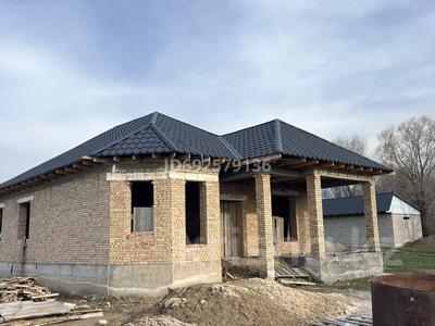 Жеке үй • 5 бөлмелер • 170 м² • 6 сот., Жаңа құрлыс — Ниже новый больницы, бағасы: 17.5 млн 〒 в Талгаре