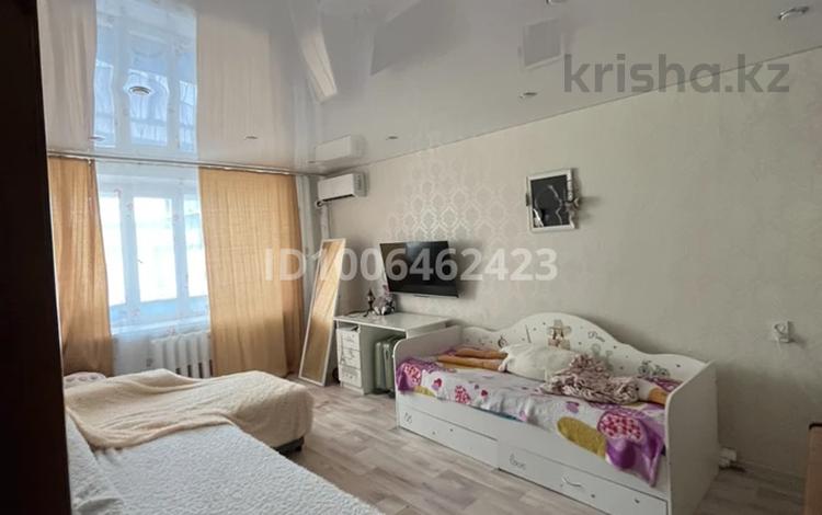 1-комнатная квартира · 36 м² · 1/5 этаж, Малайсары Батыра 35 — Суворова за 15 млн ₸ в Павлодаре — фото 2