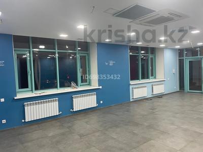 Еркін, кеңселер, дүкендер мен бутиктер, медорталықтар мен дәріханалар, конференц-залдар, кабинеттер және жұмыс орындары, студиялар · 160 м², бағасы: 950 000 ₸ в Астане, Алматы р-н