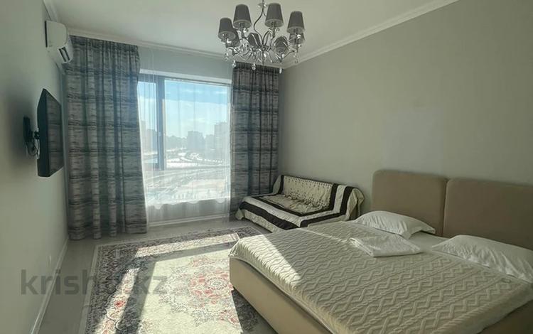1-бөлмелі пәтер · 50 м² · 7/10 қабат, Абикен Бектуров 1 — Туран, бағасы: 15 000 ₸ в Астане, Есильский р-н — фото 2