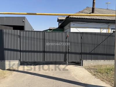 Жеке үй · 5 бөлме · 90 м² · 9 жүзд., Көкқайнар ш/а., ул. Татулык 44, бағасы: 350 000 ₸ в Алматы, Алатауский р-н