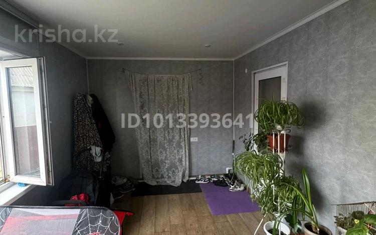 Жеке үй · 4 бөлме · 100 м², Бадаева 40, бағасы: 20 млн ₸ в Караганде — фото 2