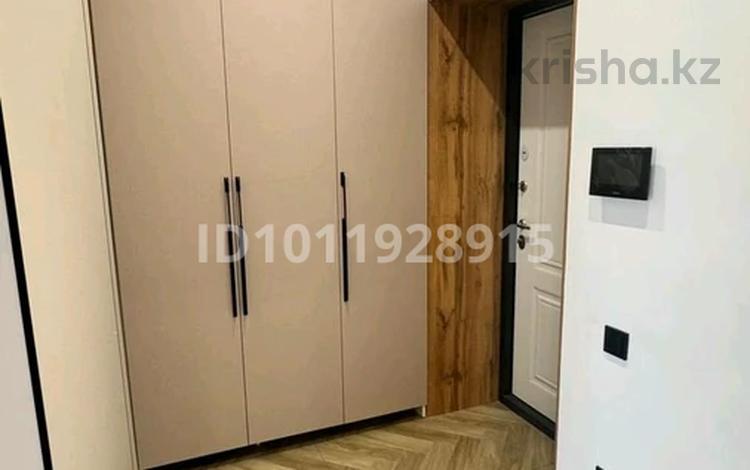 1-бөлмелі пәтер · 42 м² · 7/9 қабат, Университетская ул. 18, бағасы: 25 млн ₸ в Караганде, Казыбек би р-н — фото 2